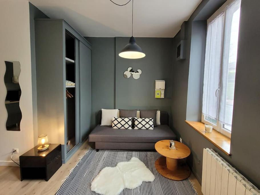 Studio Prive Centre Saint Louis Montargis Exteriör bild