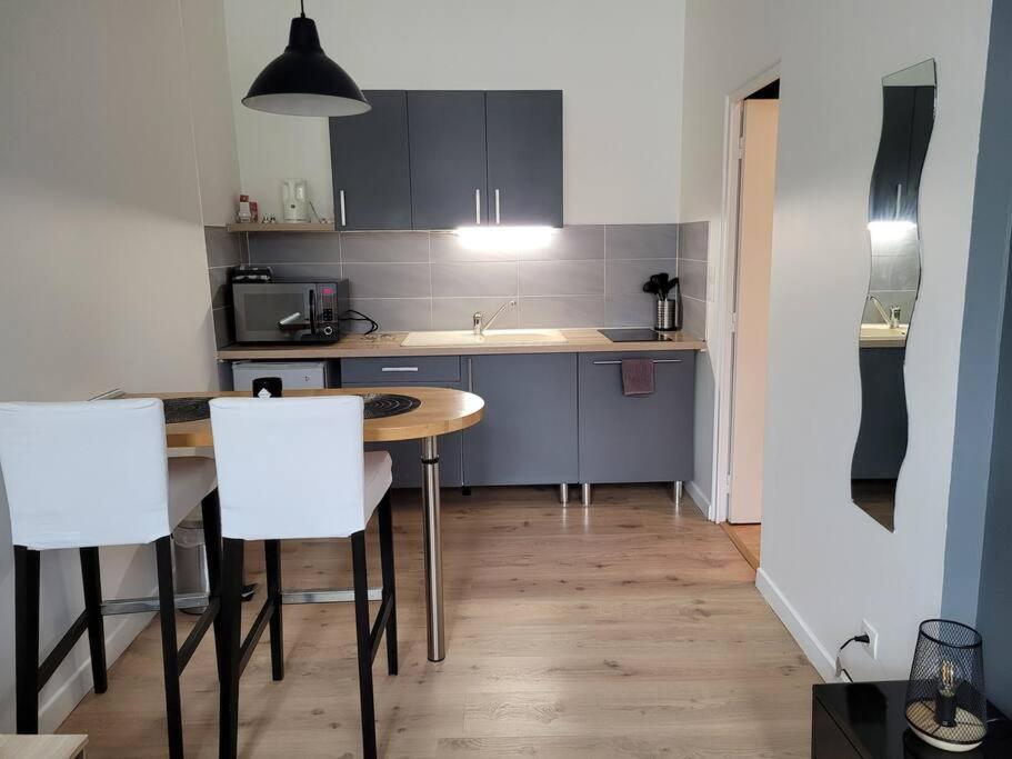 Studio Prive Centre Saint Louis Montargis Exteriör bild